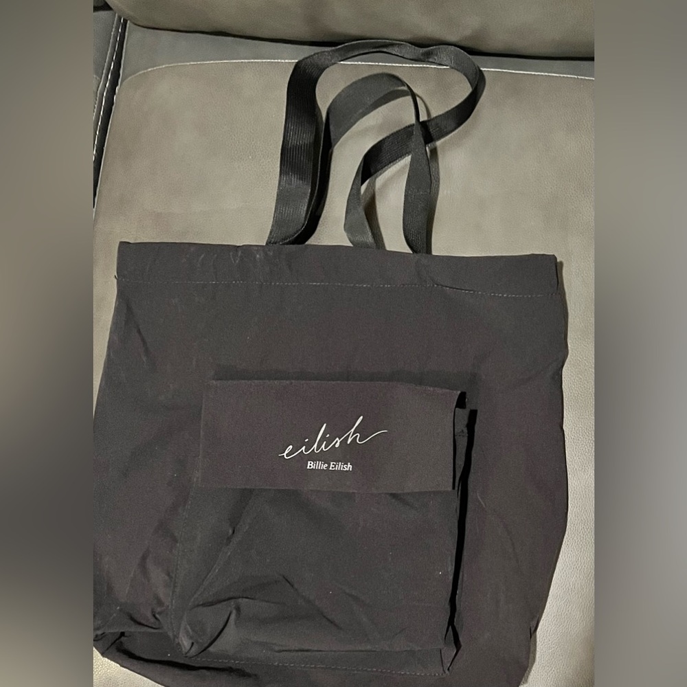 Exclusive Billie Eilish EILSIH tote bag